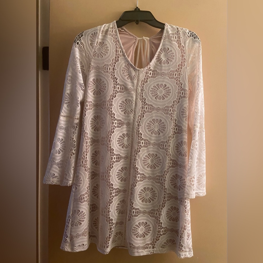 Cute dress, like new.